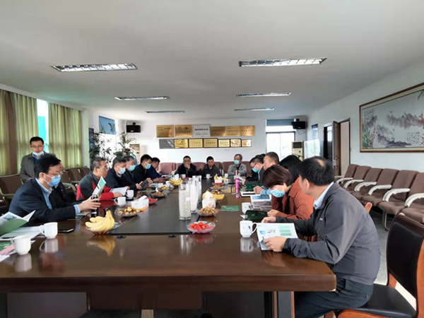 熱烈歡迎中石化集團(tuán)產(chǎn)業(yè)轉(zhuǎn)型升級(jí)專題研討班 高級(jí)專家蒞臨我司參觀指導(dǎo)
