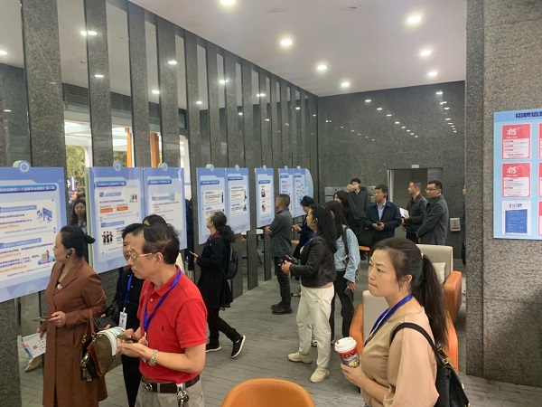 再獲點贊! 成都市委辦公廳、市政府辦公廳和市人社局相關領導一行參訪由瑞方人力打造的全市首個就業小站 第4張 再獲點贊! 成都市委辦公廳、市政府辦公廳和市人社局相關領導一行參訪由瑞方人力打造的全市首個就業小站 第4張