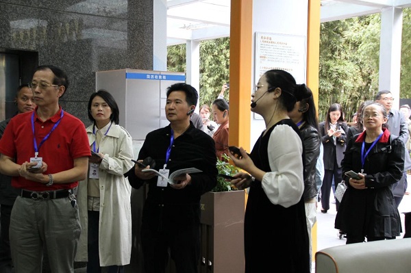 再獲點贊! 成都市委辦公廳、市政府辦公廳和市人社局相關領導一行參訪由瑞方人力打造的全市首個就業小站 第3張 再獲點贊! 成都市委辦公廳、市政府辦公廳和市人社局相關領導一行參訪由瑞方人力打造的全市首個就業小站 第3張