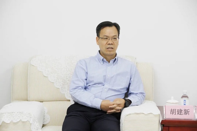 湖南省委統(tǒng)戰(zhàn)部副部長、省工商聯(lián)黨組書記胡建新一行蒞臨瑞方人力考察指導(dǎo) 第2張