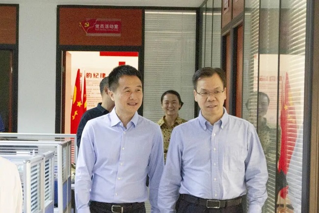 湖南省委統(tǒng)戰(zhàn)部副部長、省工商聯(lián)黨組書記胡建新一行蒞臨瑞方人力考察指導(dǎo) 第1張